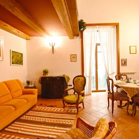 شقة La Casa Della Sibilla نابولي