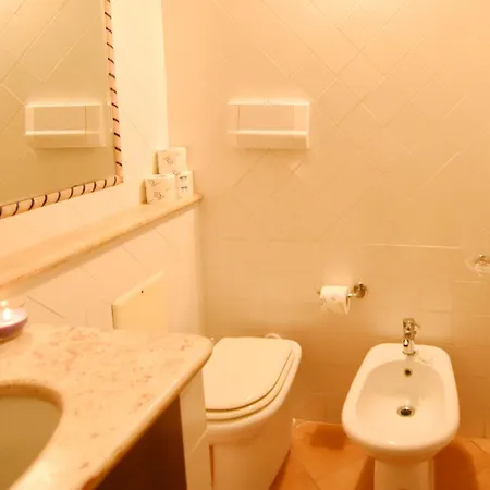 La Casa Della Sibilla * نابولي